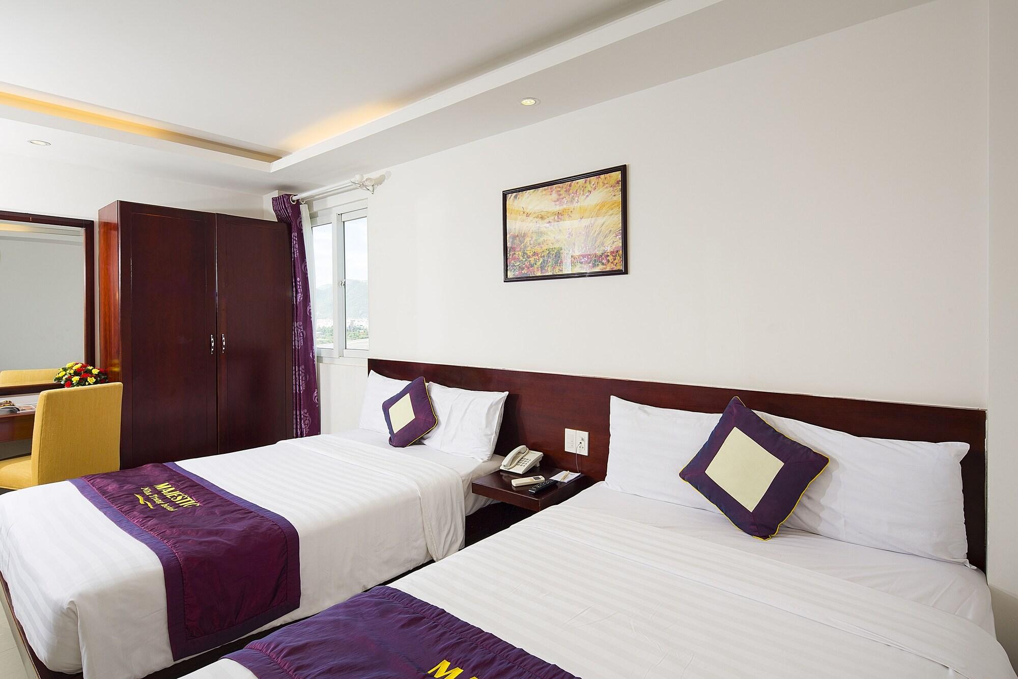Majestic Nha Trang Hotel Екстериор снимка