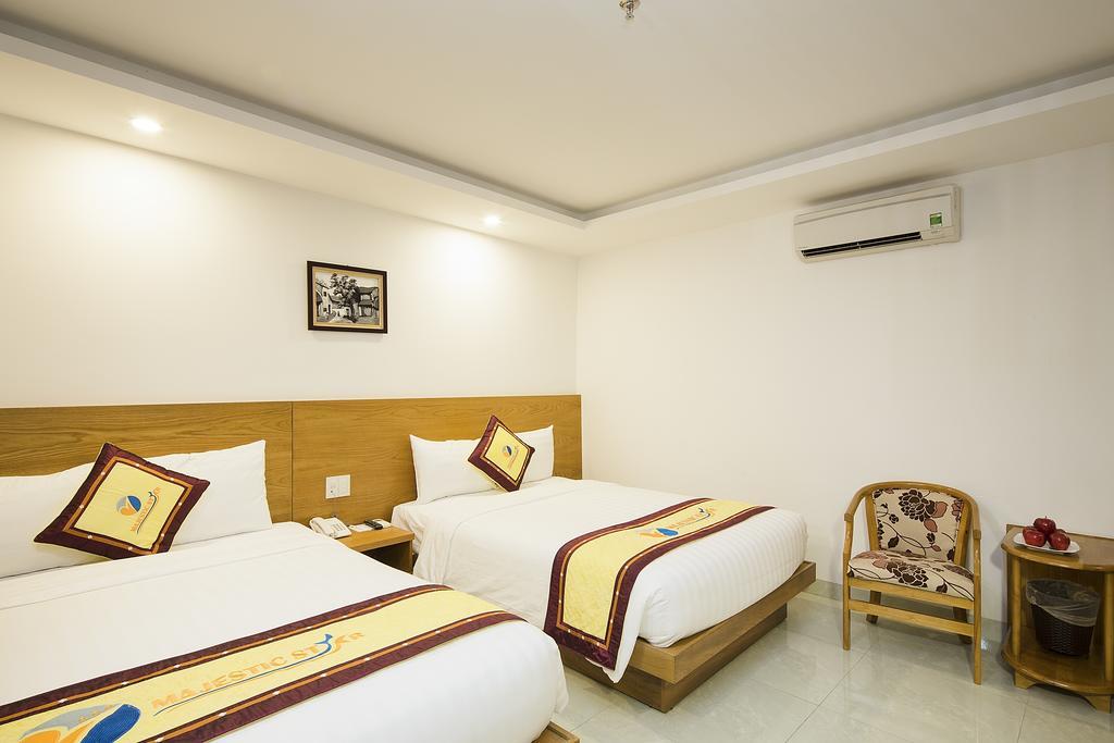 Majestic Nha Trang Hotel Екстериор снимка